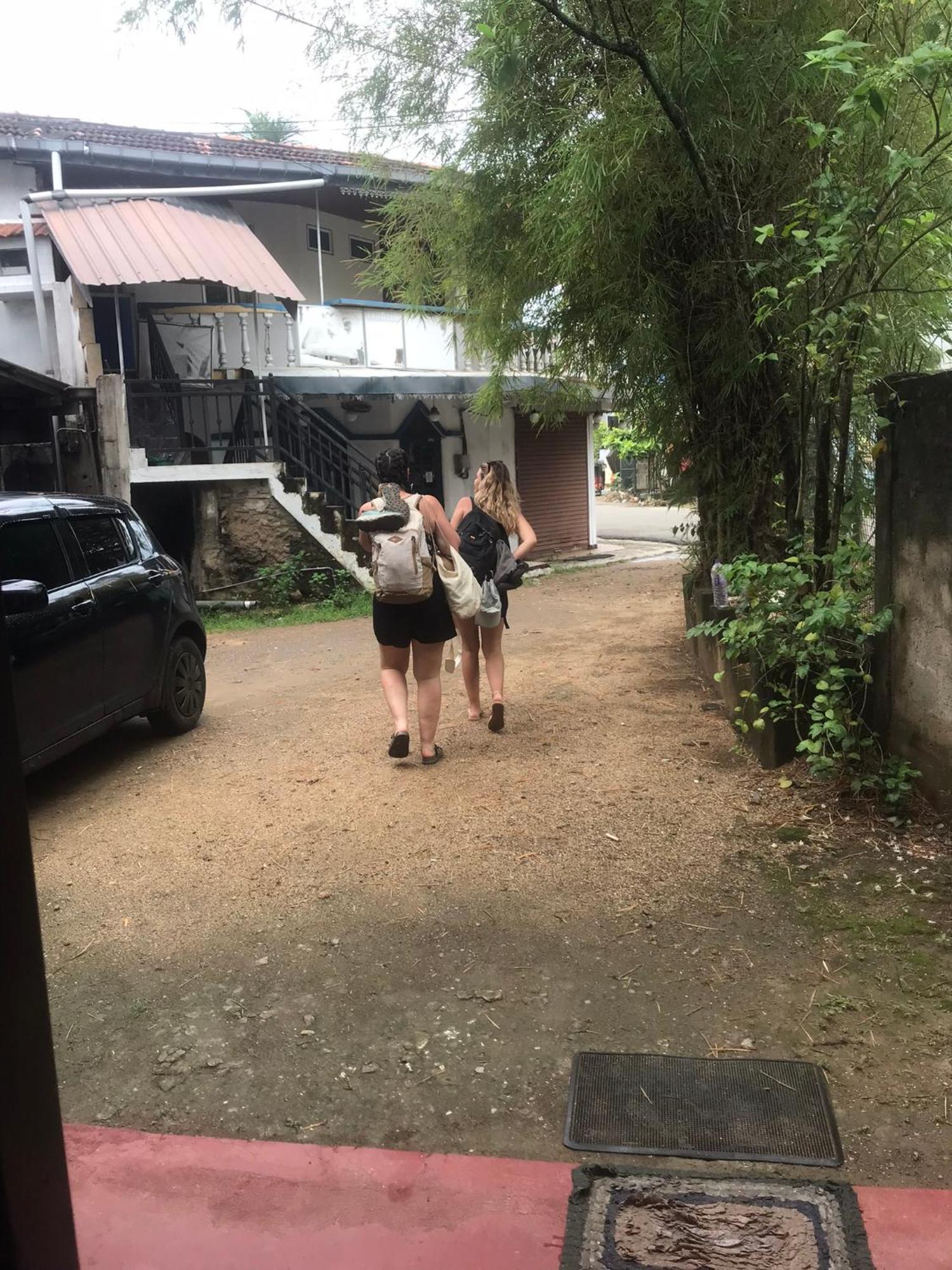 Saman Homestay Тангалла Экстерьер фото
